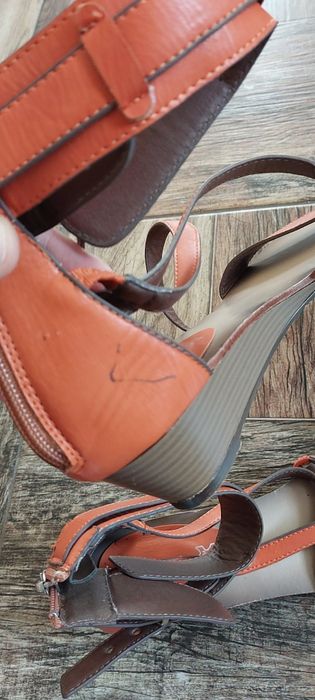 Sandalki sandały 39 40 pomarańczowe buty na koturnie