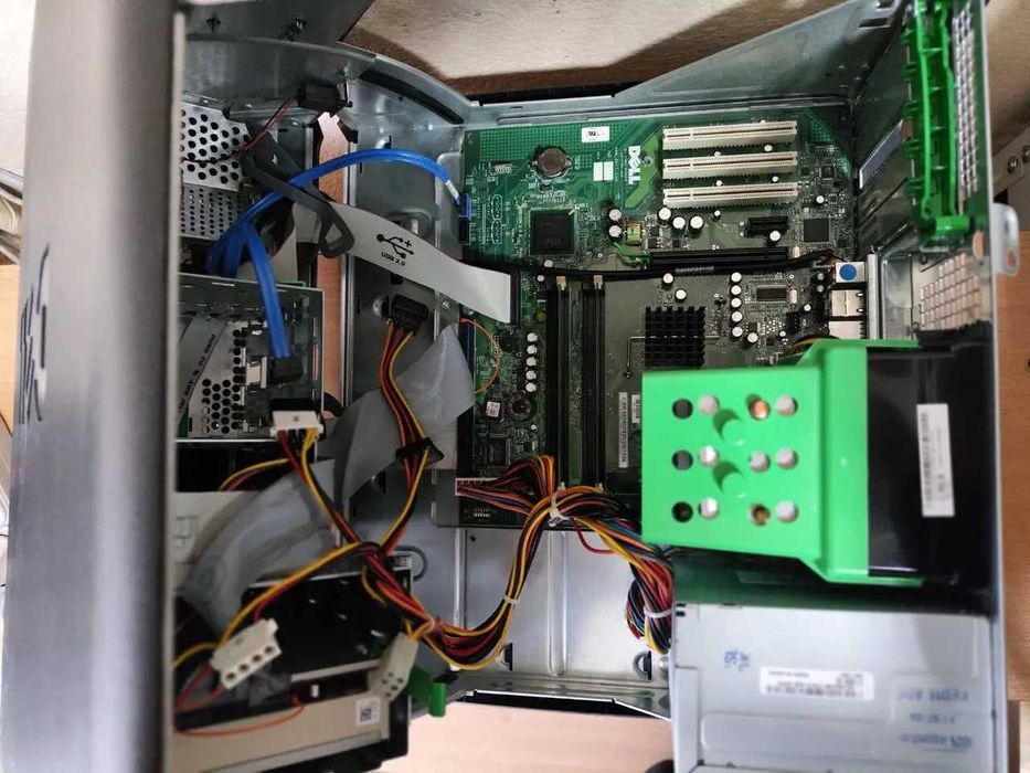 Розбірка/відновлення ПК Dell GX280MT Pentium 4 520J/1Гб DDR2/HDD500Gb