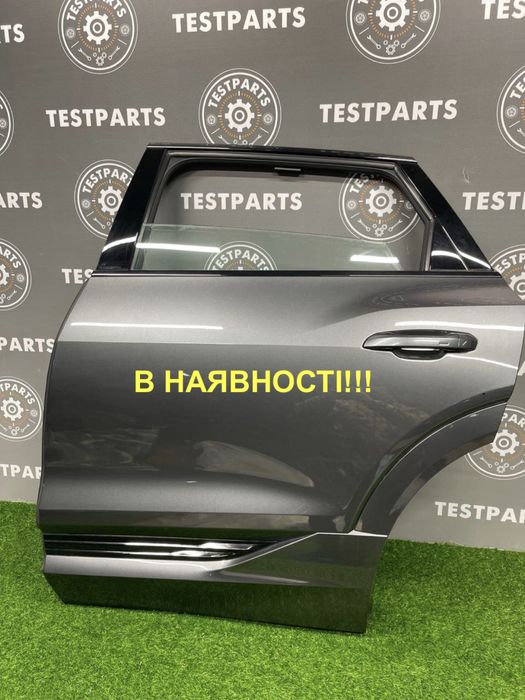 Двері задні ліві комплектні Audi Q8 E-Tron