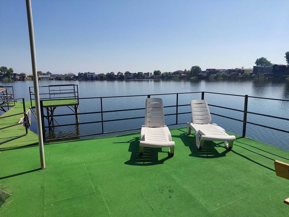 Будинок біля води