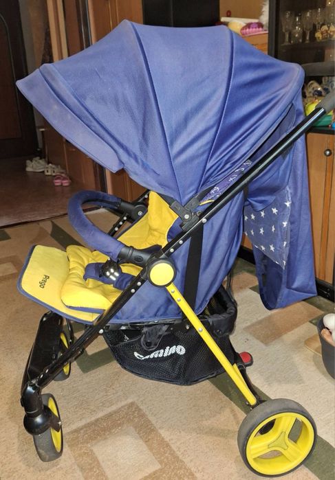 Коляска прогулянкова