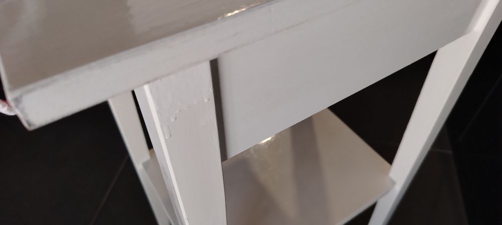 Mesa lateral IKEA