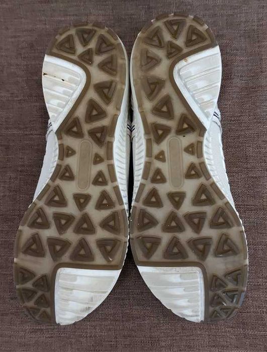 Кросівки    ECCO