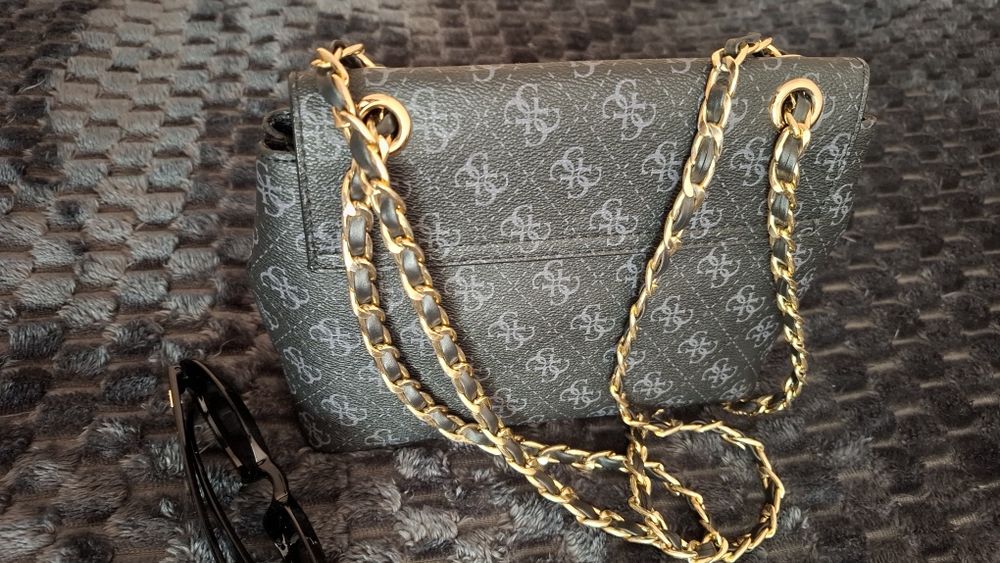Сумочка жіноча Guess