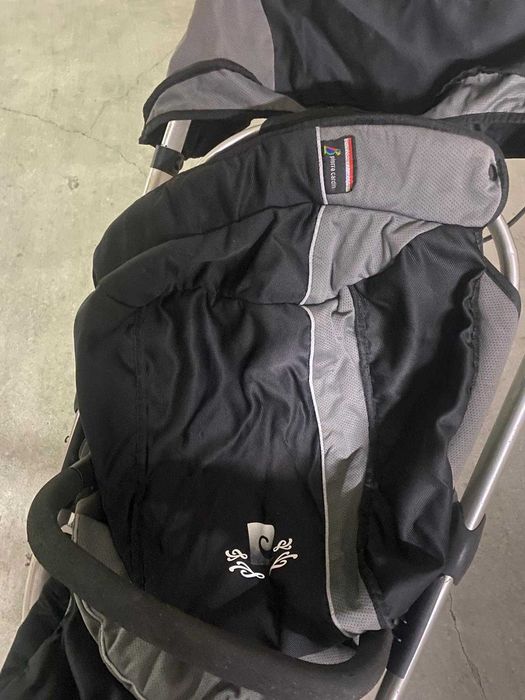 Carrinho de Bébe Pierre Cardin