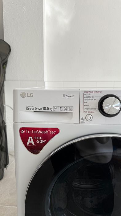 Máquina de Lavar Roupa LG Direct Drive 10.5kg – Classe A+++