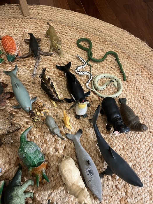 Brinquedos bonecos diversos