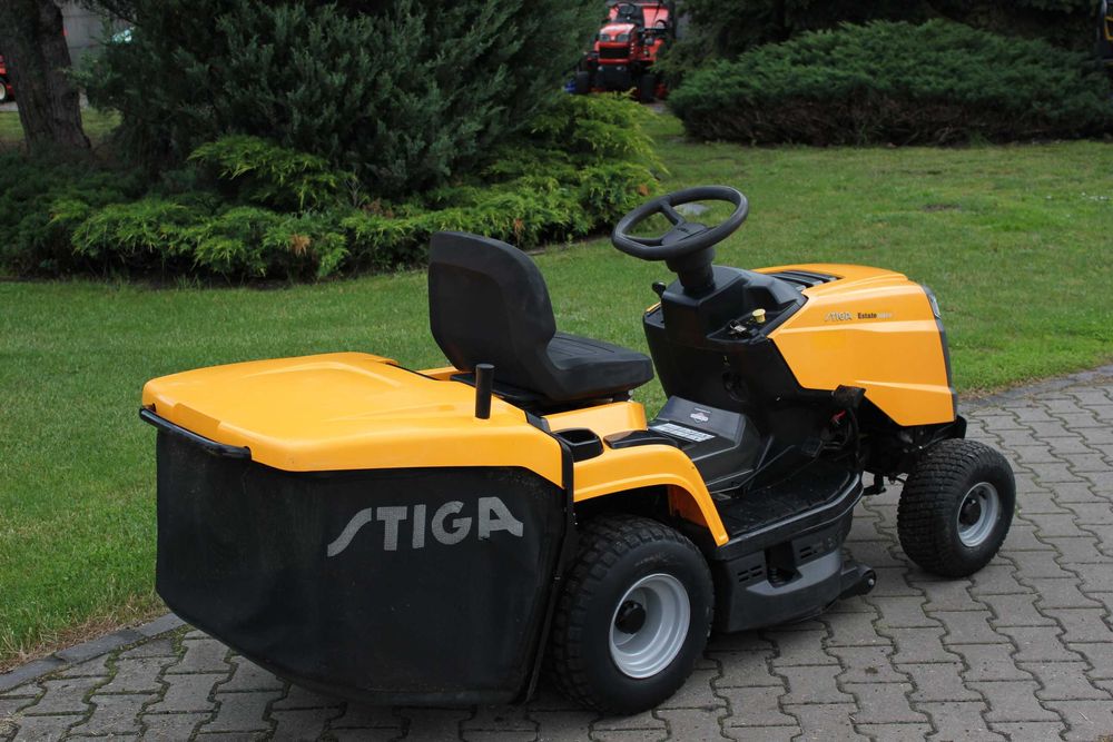 Stiga 3084 H Estate TRAKTOREK Kosiarka