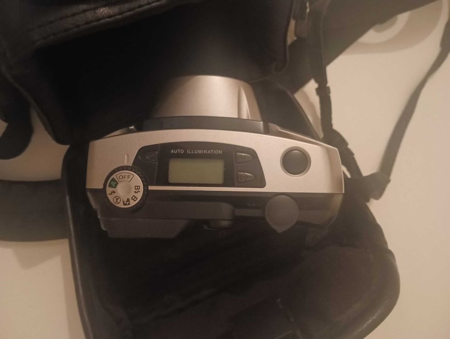 Pentax ESPIO 200 Câmera Compacta Analógica  + Bolsa em Pele Vanguard