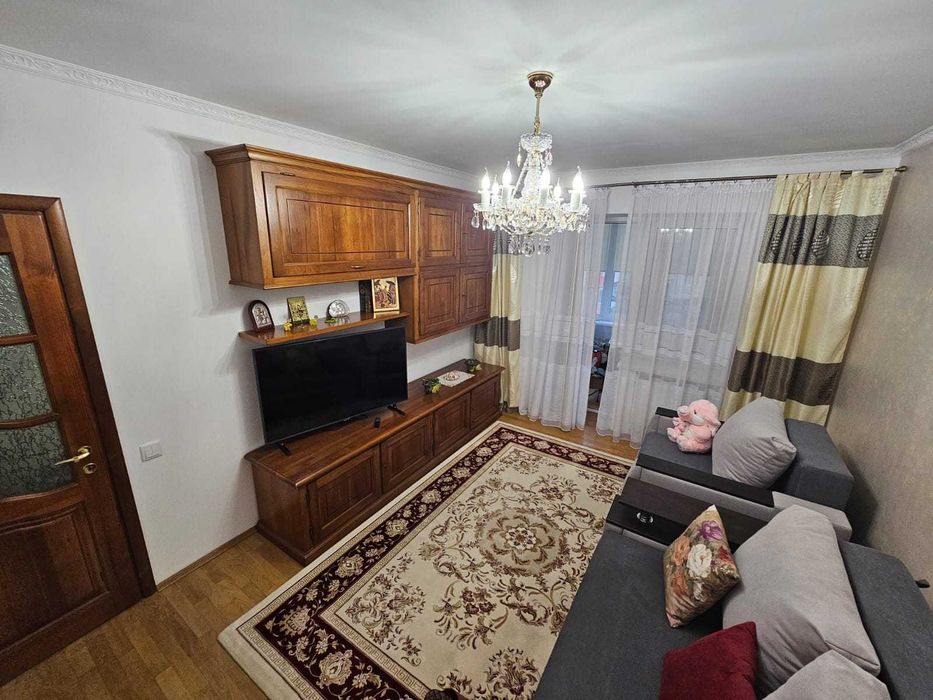 Квартира в новому будинку  з меблями та технікою