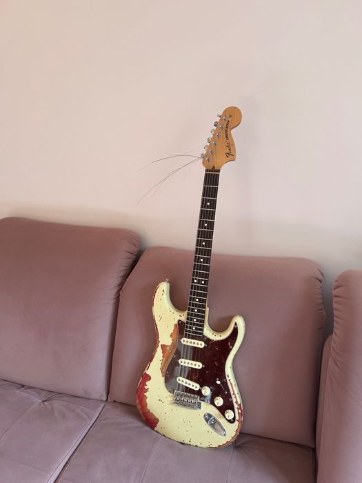 Gitara stratocaster custom