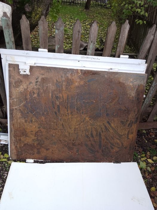 Продам листы метал.