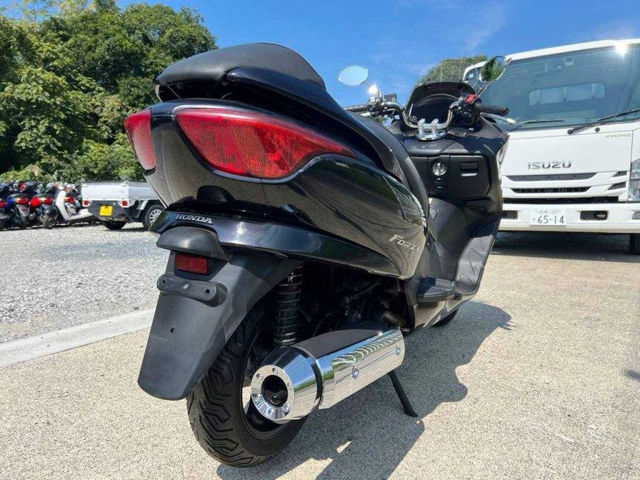 Скутер Honda Forza 250 MF08 без пробігу по Україні в Артмото Кременчук