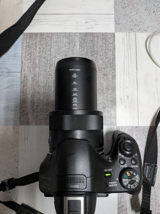 sony cyber shot hx400v