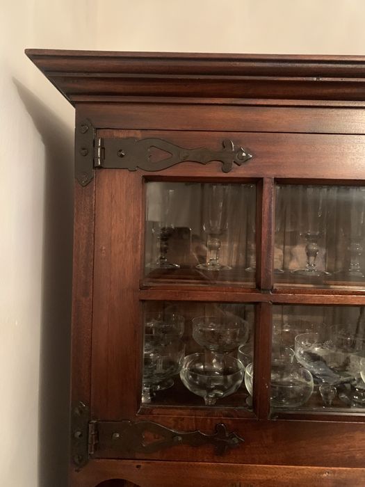 Movel de sala de Jantar  em Mogno