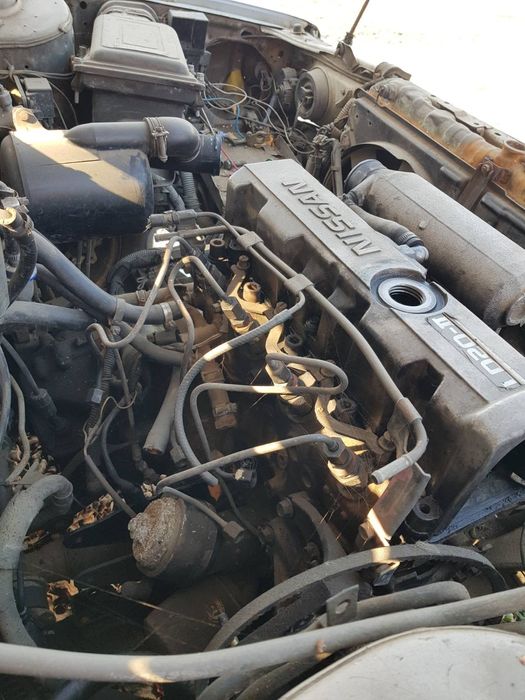 Nissan Bluebird U11 Універсал на розборку: Двигун 2.0 дизель LD20, КПП, Кузовщина, Решітка, Кришка багажника