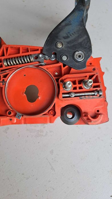 Dolmar PS 34 45  Karter mocowanie silnika komplet