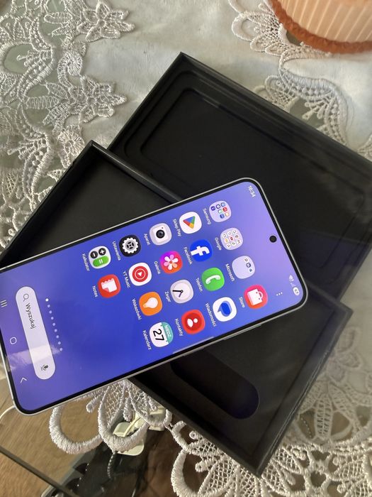 Samsung Galaxy S 25