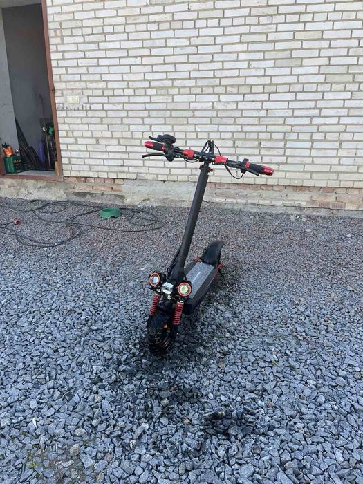 Продається електросамокат Kuqoo Kirin M 4 PRO