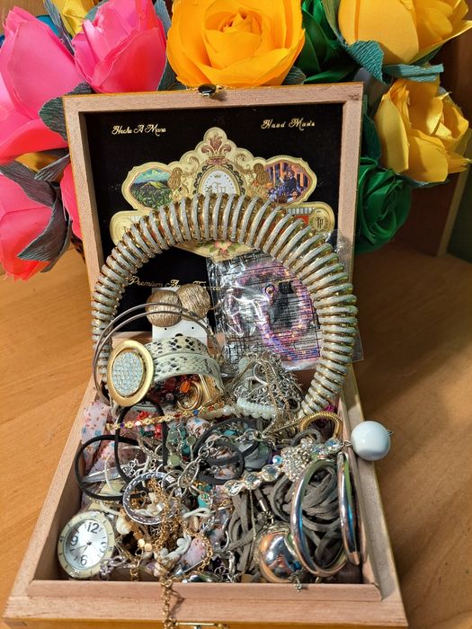 Zestaw biżuterii / mystery box jewelry