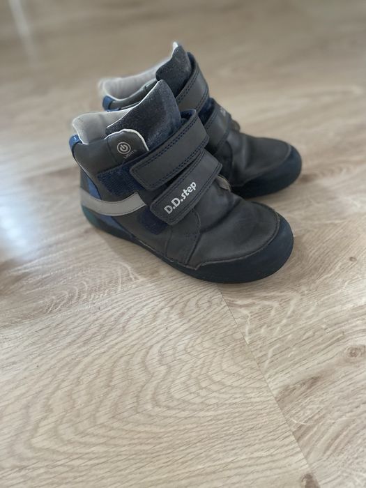 Шкіряні черевички D.D.step з led підсвіткою