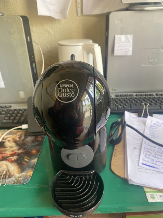 Vende-se maquina de cafe Dolce Gusto piccolo xs