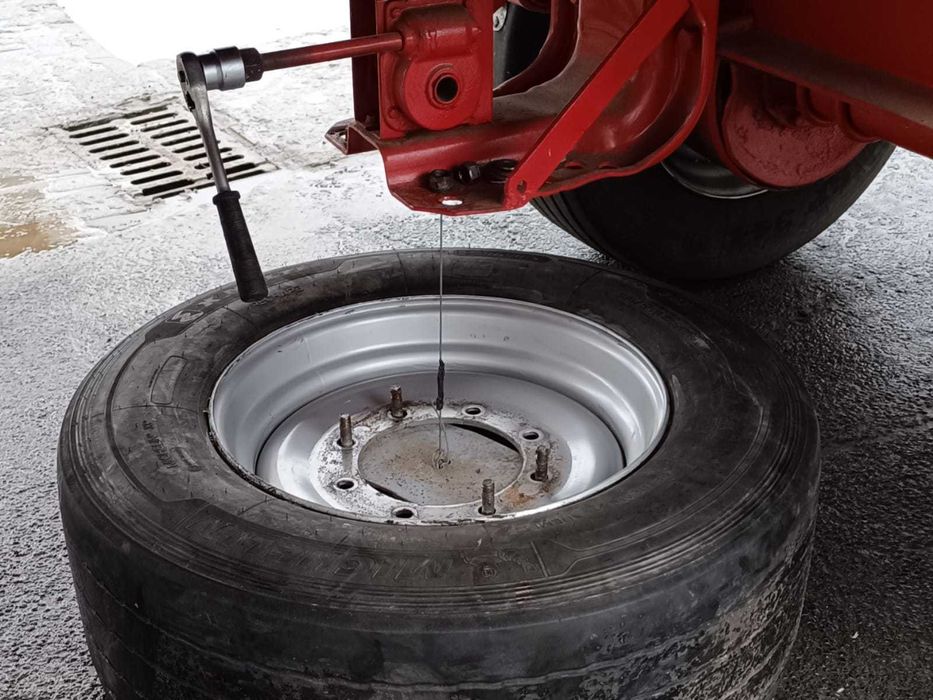 Przyczepa rolnicza kiper dwustronny cena 40000