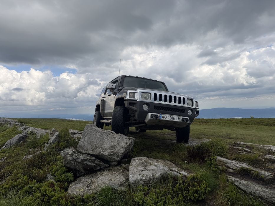Hummer H3, офіційний