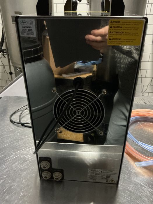 Lindr Kontakt 40K Profi - Máquina de imperial com 2 torneiras