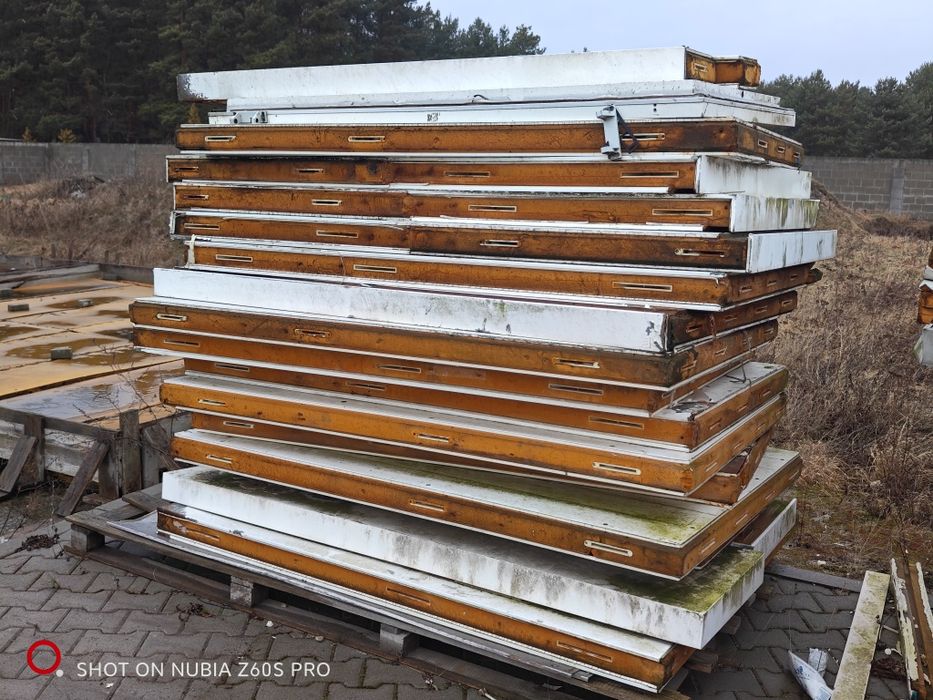 Mroznia kontener 2x3 pyty 10 cm montaż na zamki