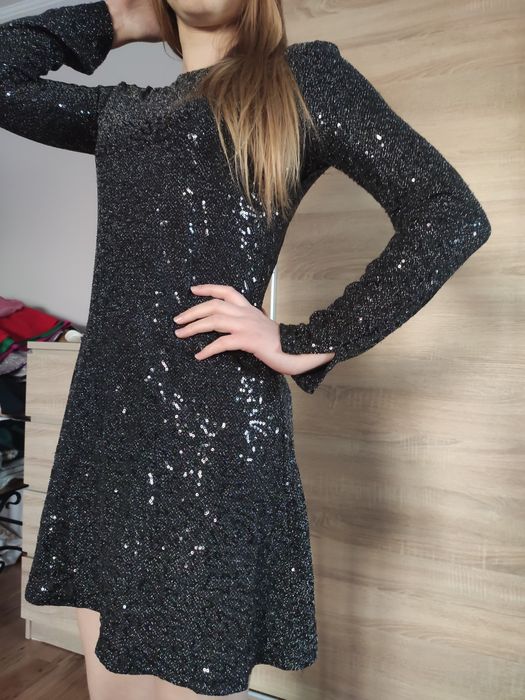 Платье нарядное, фирмы Koton, 36р