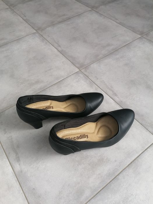 Sapatos PICCADILLY - Cor: preto - Número 37