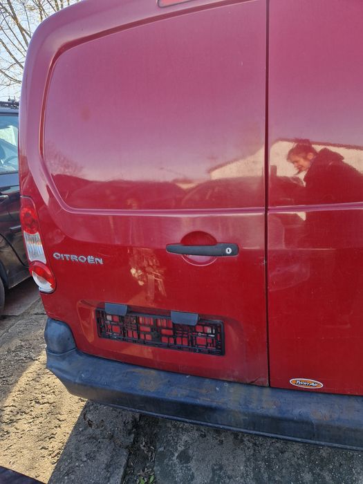 Drzwi lewe tył skrzydełka Berlingo II KJFB IZOTERMA