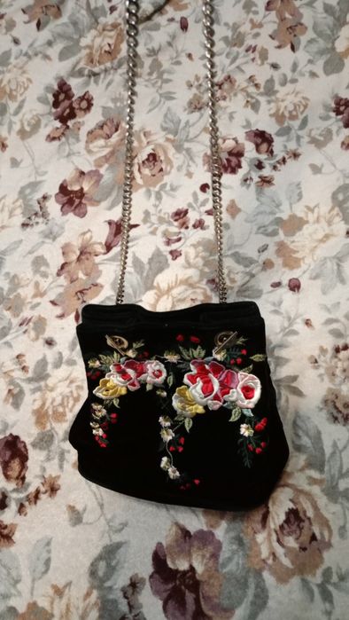 Сумка  Zara с вышивкой