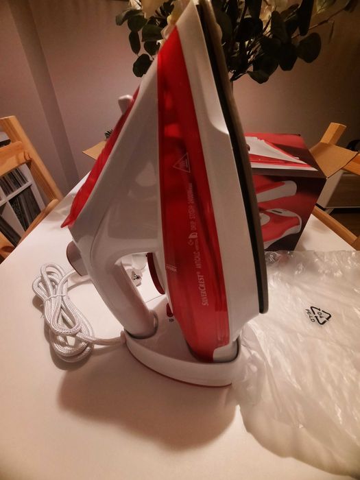 Ferro de engomar sem fios Silvercrest novo