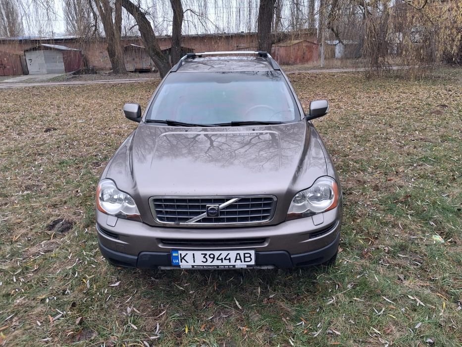 Продам автомобіль Volvo XC90