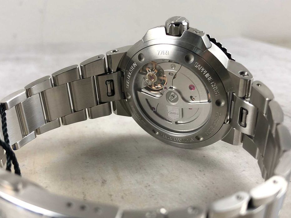 Relógio Oris Aquis Date 400