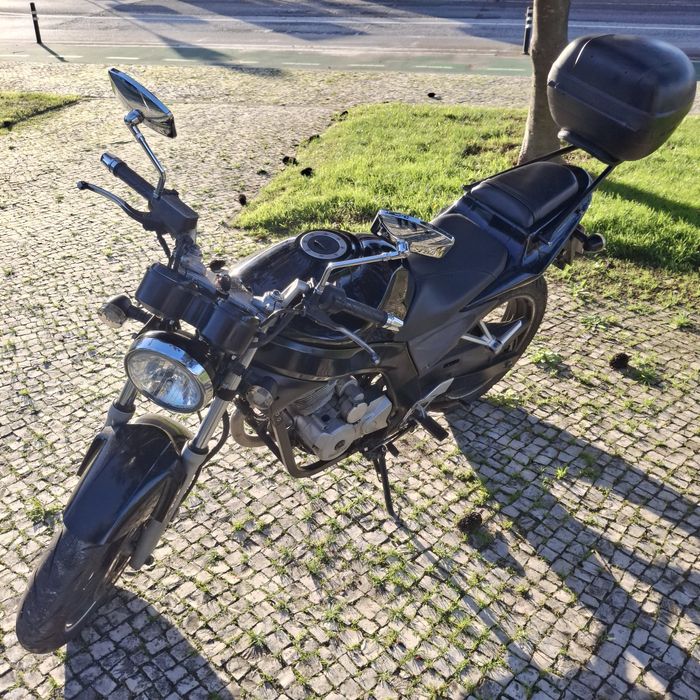 Mota Daelim Roadwin 125cc FI 2009