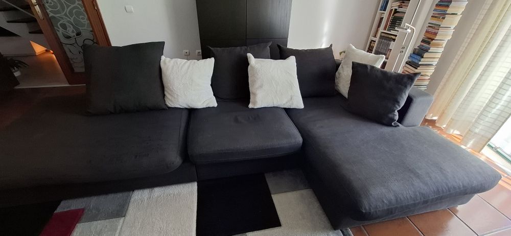 Sofá com chaise longue