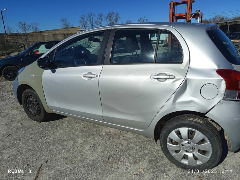 Para peças Toyota Yaris P9 1.0 VVT-I ano 2010