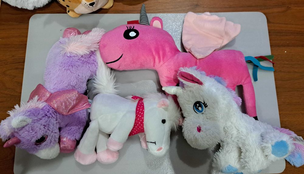 Peluches - Unicórnios + Panda