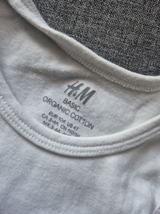Body w rozmiarze 104 firmy h&m