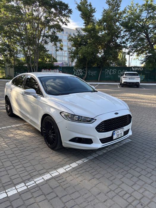 Ford Fusion 2016