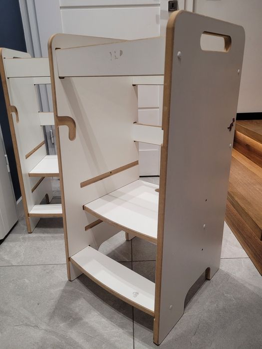2 kitchen helpery