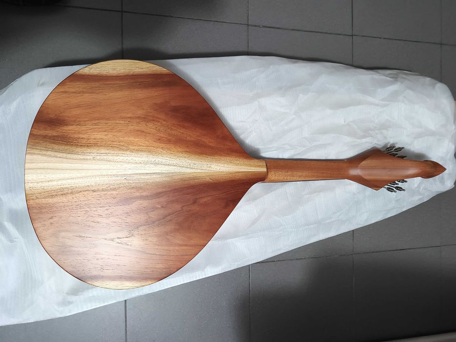 Guitarra portuguesa de Coimbra
