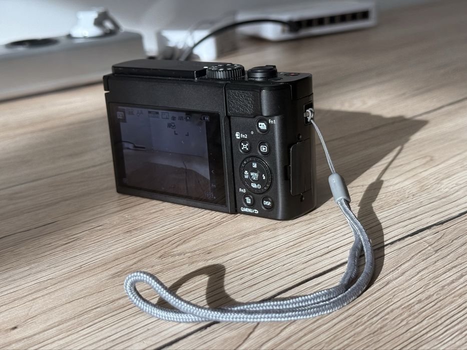 Panasonic Lumix TZ99