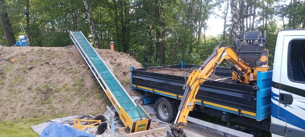 Usługi mini koparką, transport wywrotką.