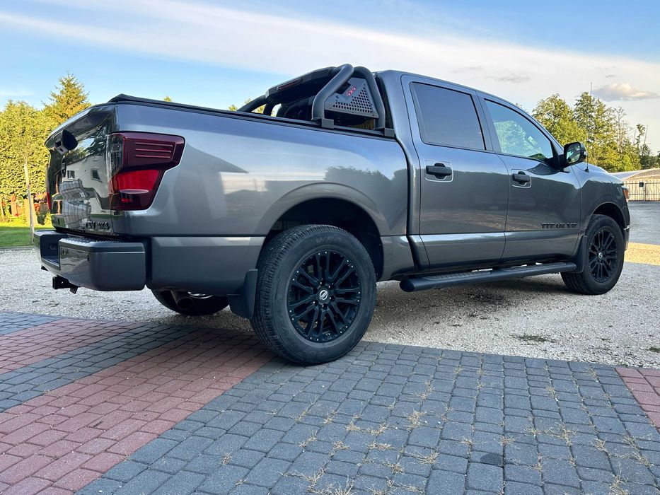Nissan Titan Armada Ford F150 Tundra