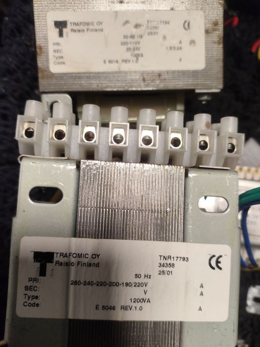 Електротрансформатор