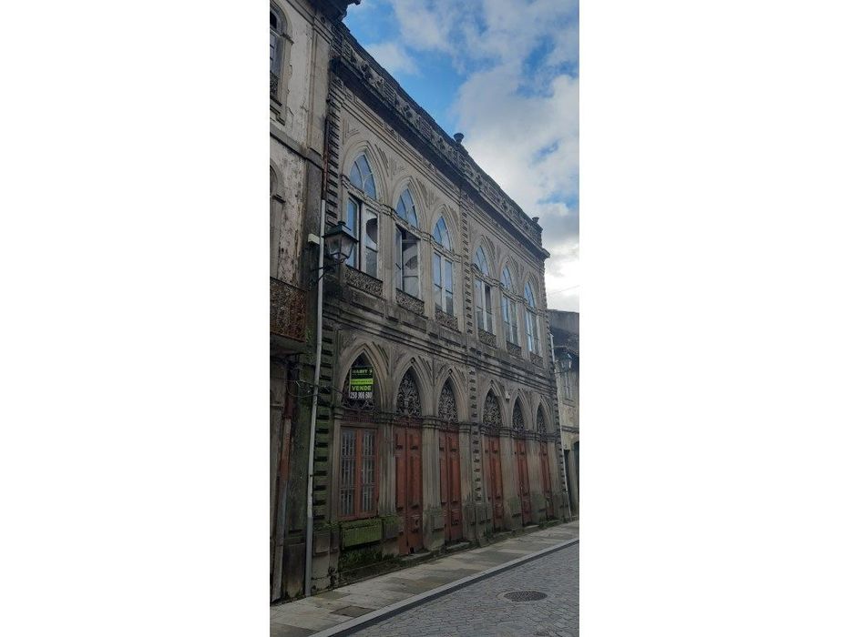 Prédio emblemático no centro histórico em Ponte de Lima